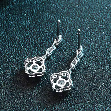 Custom Clovers Fine Jewelry GRA Moissanite Earrings Sterling Silver 925 Fashion Earrings Studs Women