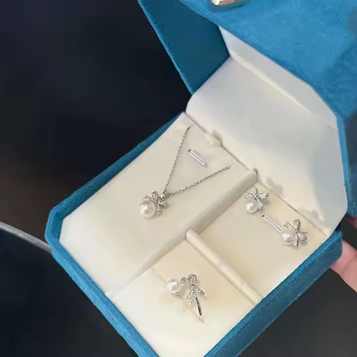 Lovely Bows Natural Freshwater Pearl Necklace Earrings Ring Set