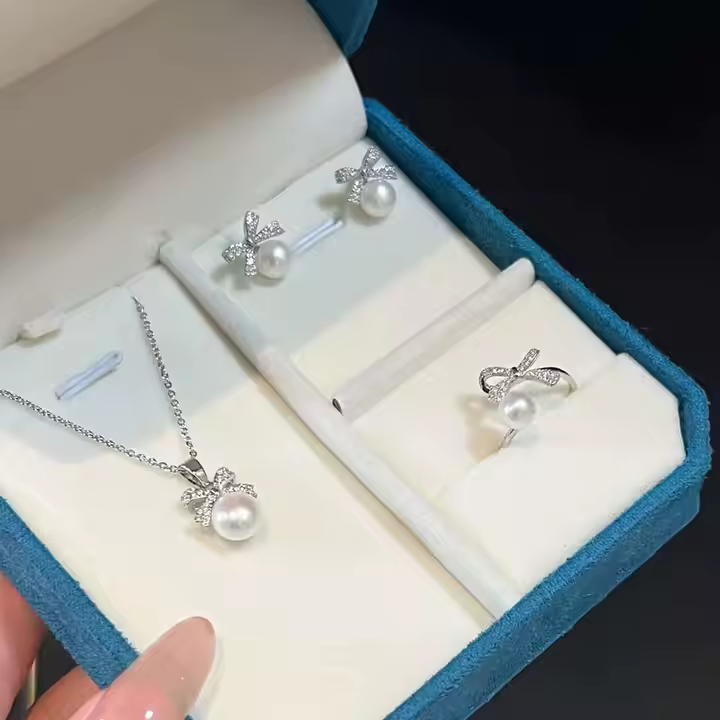 Lovely Bows Natural Freshwater Pearl Necklace Earrings Ring Set