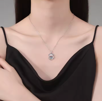 Fine Jewelry D Color 1.0Carat Moissanite Necklace S925 Sterling Silver Necklace Smart Crown Valentine's Day Gift for Women