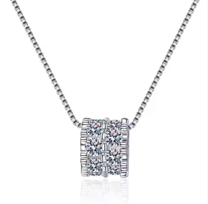 Luxury 925 Silver Sterling Silver Moissanite Pendant Necklace 1.6 Carat Moissanite Necklace for Women