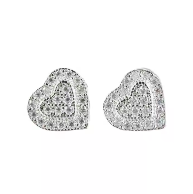 Nickle Free Waterproof Fashion Style Iced Out 925 Sterling Silver Heart Shape Sparkling Moissanite Stud Earrings