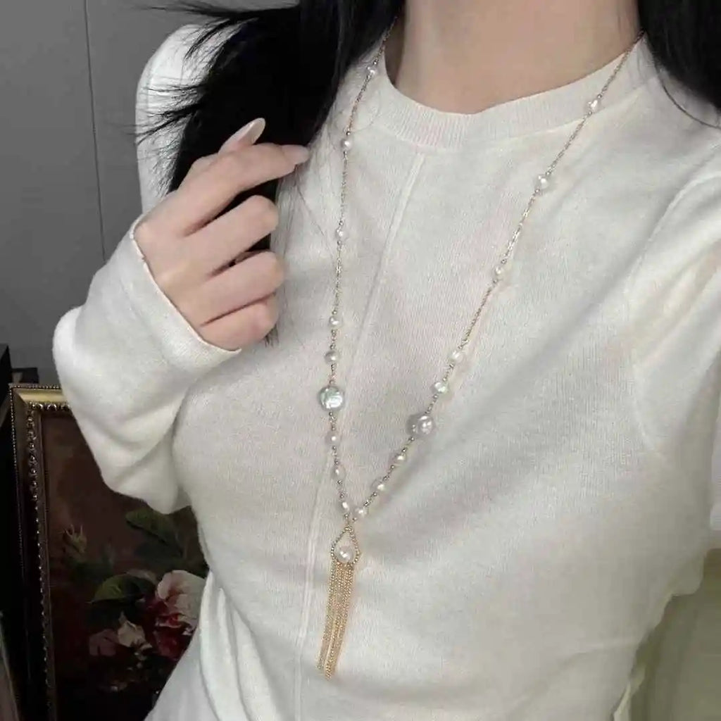 Women's Baroque Pearl Sweater Chain