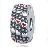 Clip de posicionamiento de cuentas de aislamiento de amor de esmalte rojo