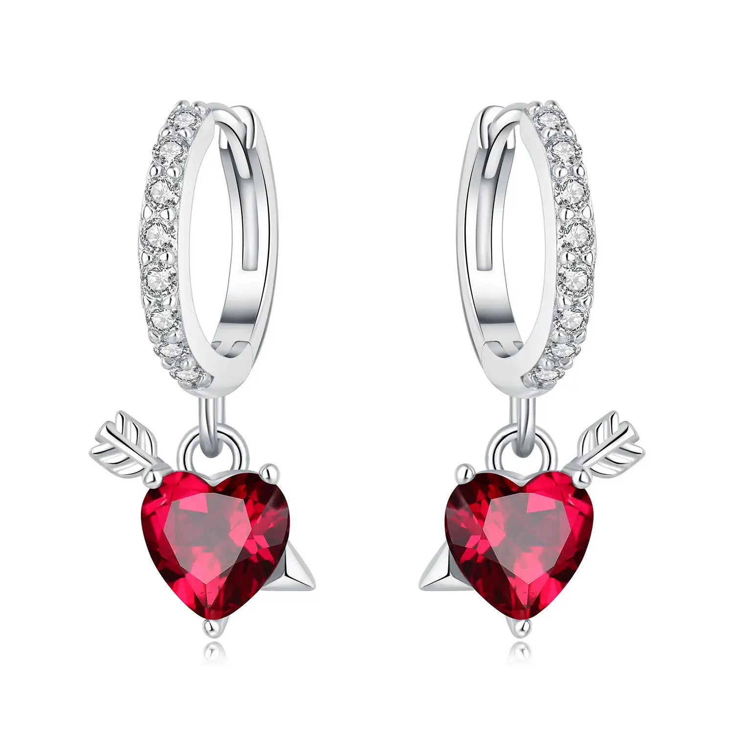 Aretes de corazón de circonita cúbica roja con flecha de Cupido