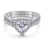 Heart Shaped Halo Zirconia Ring Set in Sterling Silver