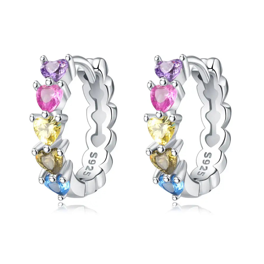 Aretes de aro con circonitas de colores y corazón de amor