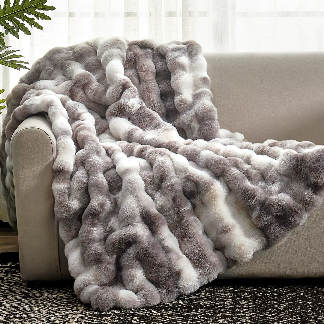 Faux Fur Bubble Blanket