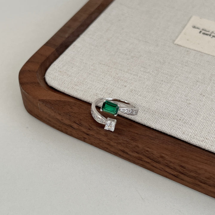 Rectangular And Circle Cut Gems Curving Silver Ring