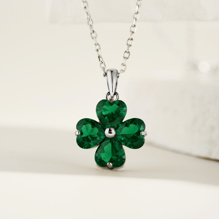 Dazzling Green Flower Clover Necklace