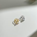 Anillo grande con gema tallada en esmeralda