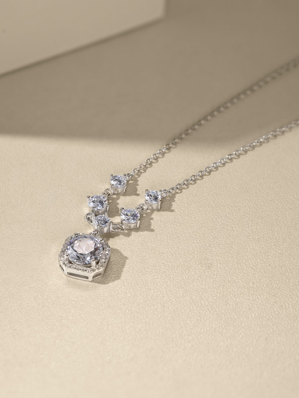Brilliant Diamond Silver Necklace