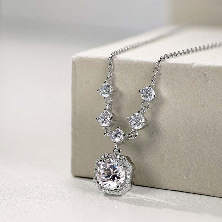 Brilliant Diamond Silver Necklace
