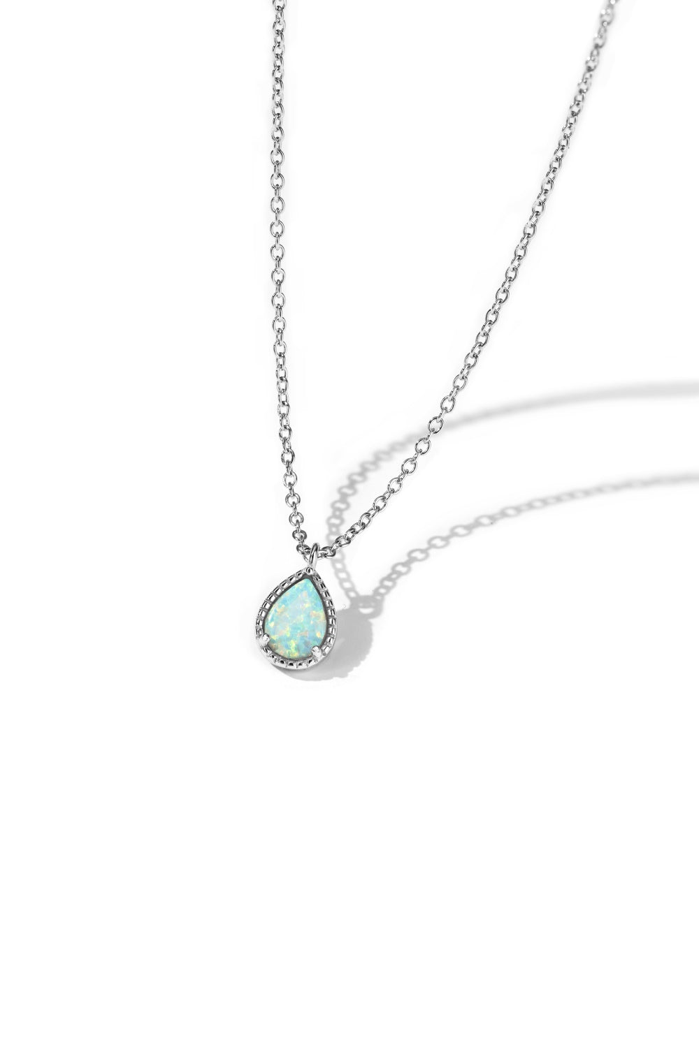 Conjunto de ópalo en forma de lágrima