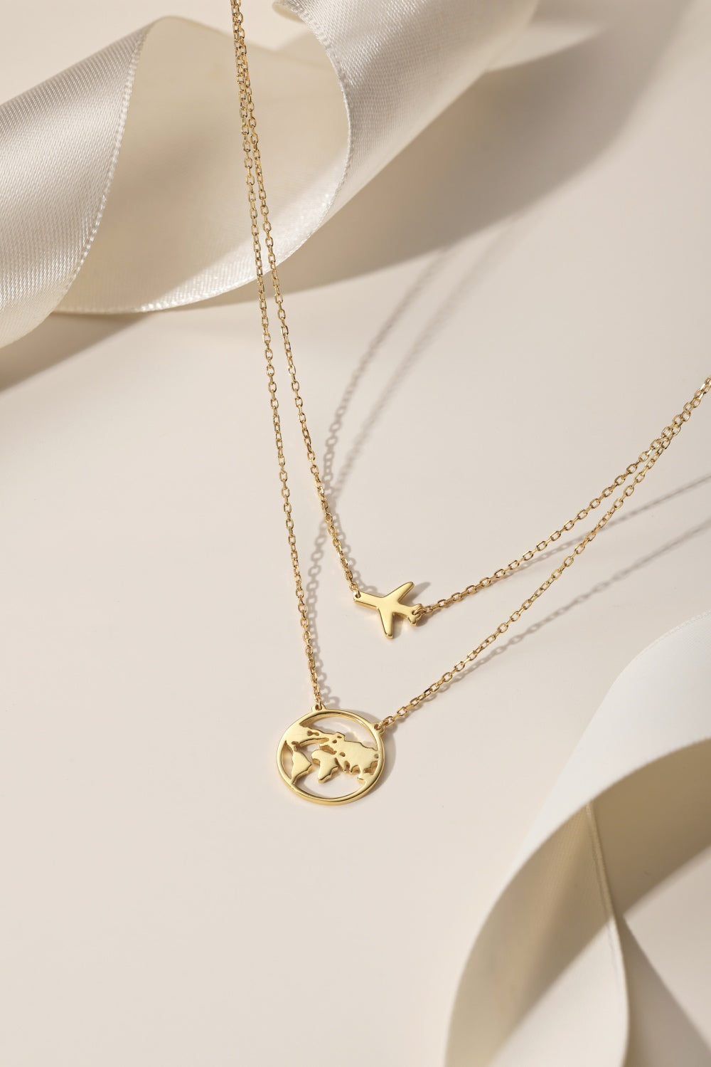 Globetrotter Gold Necklace