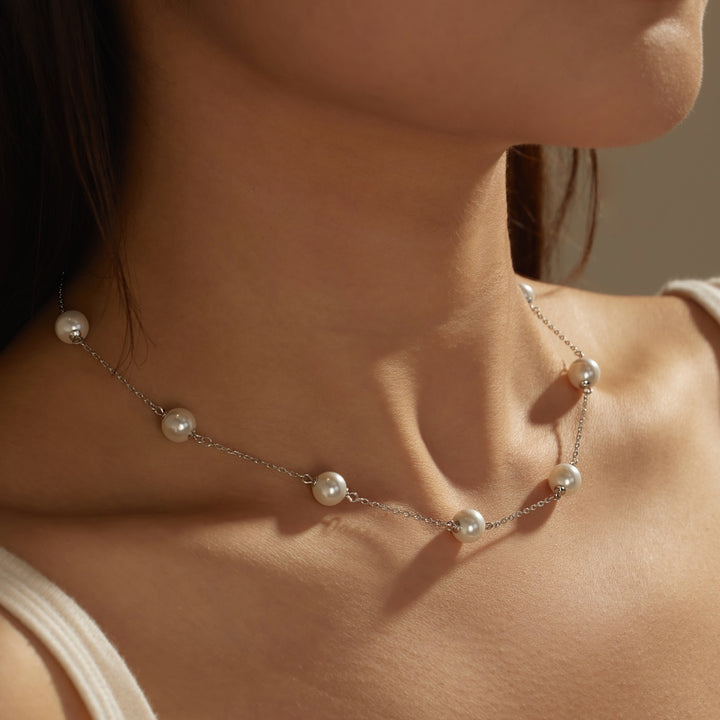String Of Large Pearls Necklace