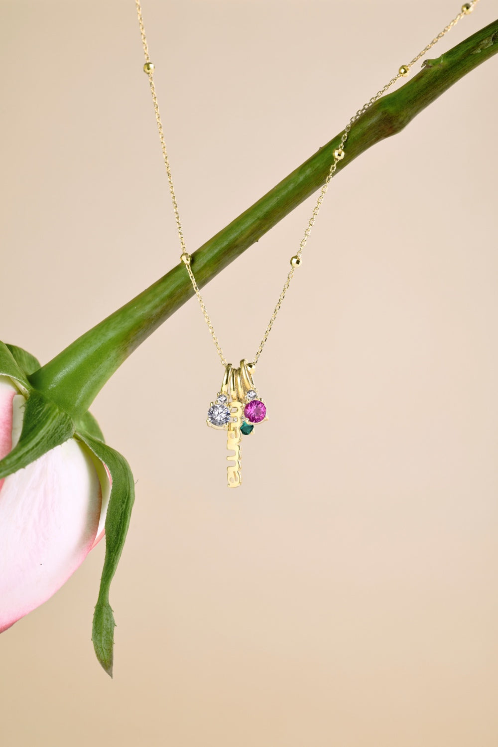 "mama" Beaded Charm Necklace