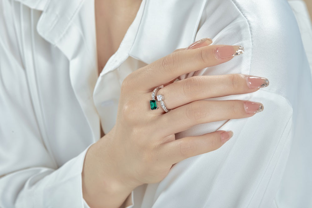Rectangular And Circle Cut Gems Curving Silver Ring