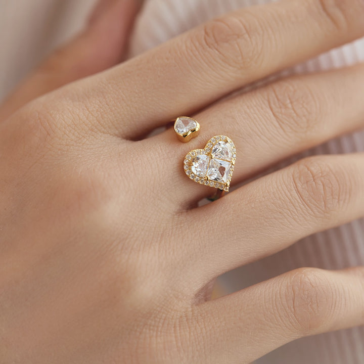 Wrapping Hearts Gold Ring