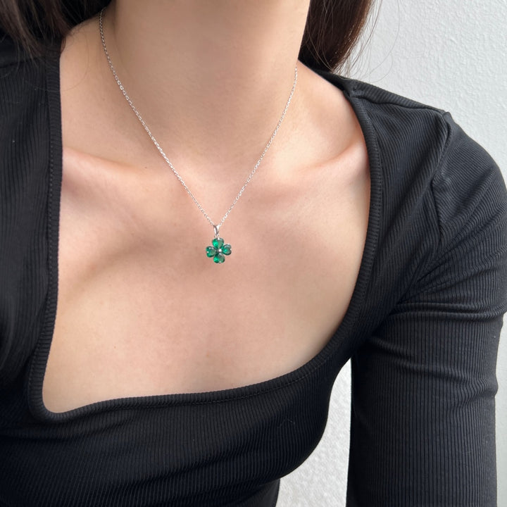 Dazzling Green Flower Clover Necklace