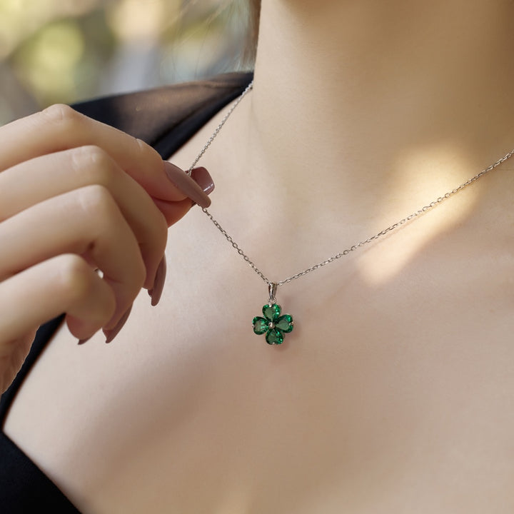Dazzling Green Flower Clover Necklace