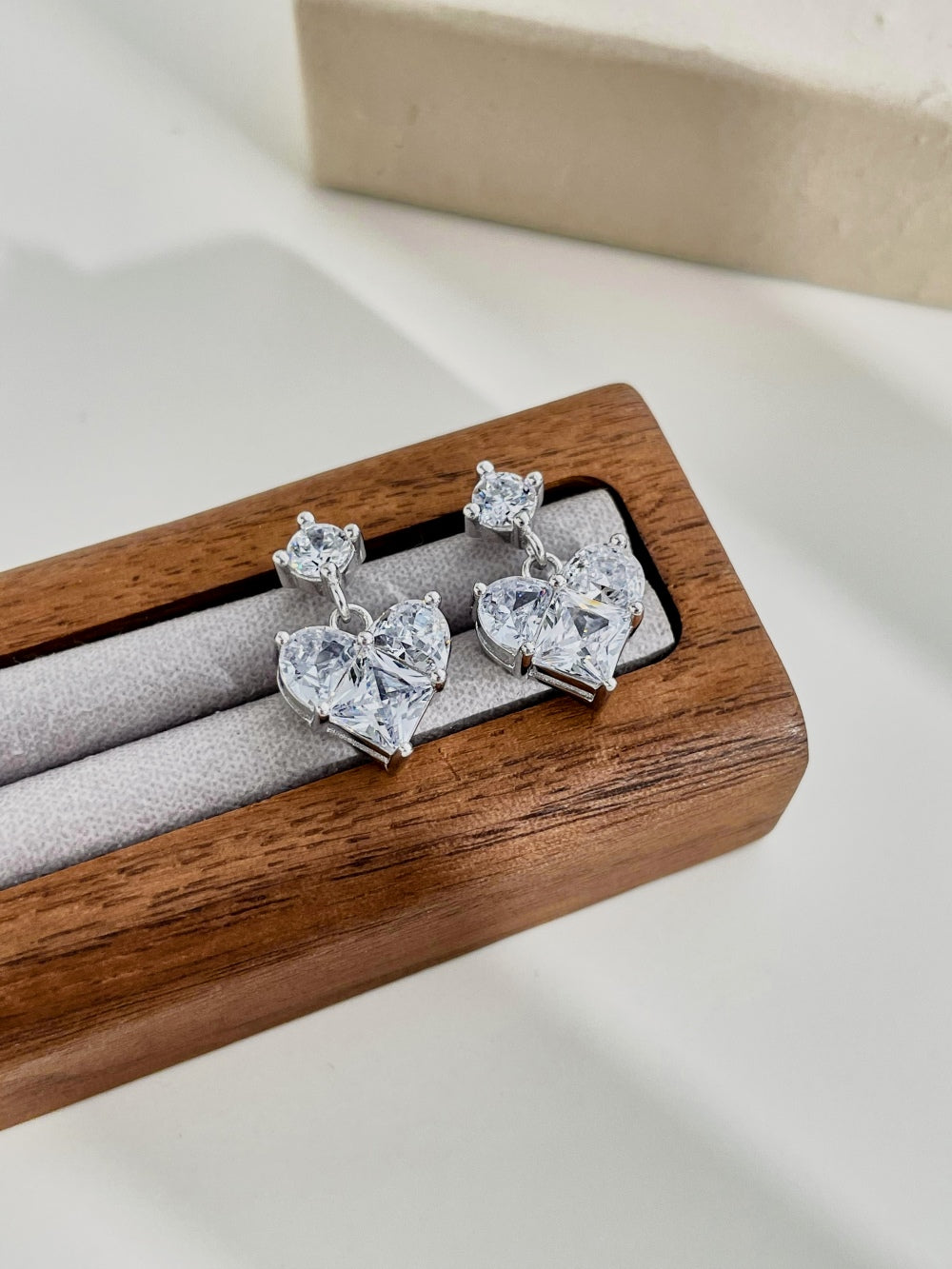 Aretes de corazón segmentado