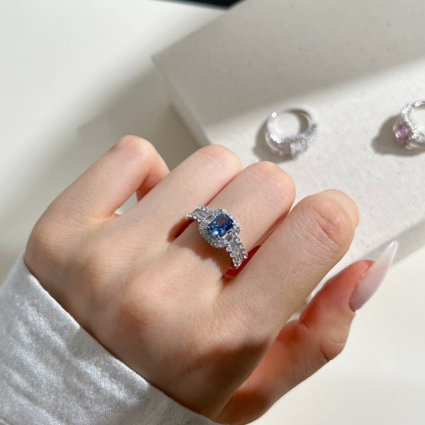 Brilliant Blue Gem Ring