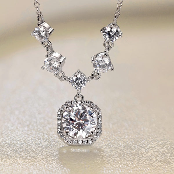 Brilliant Diamond Silver Necklace