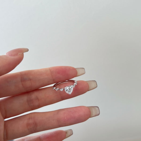 Striking Beaded Heart Gem Silver Ring