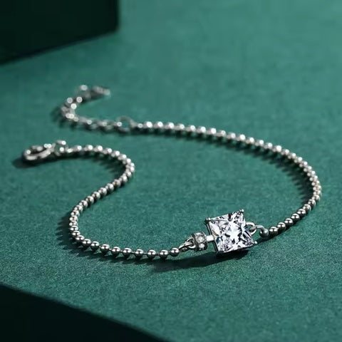 Pulsera de cadena con circonitas cuadradas