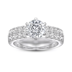 Anillo de compromiso de moissanita en plata 925 con engaste de corte redondo