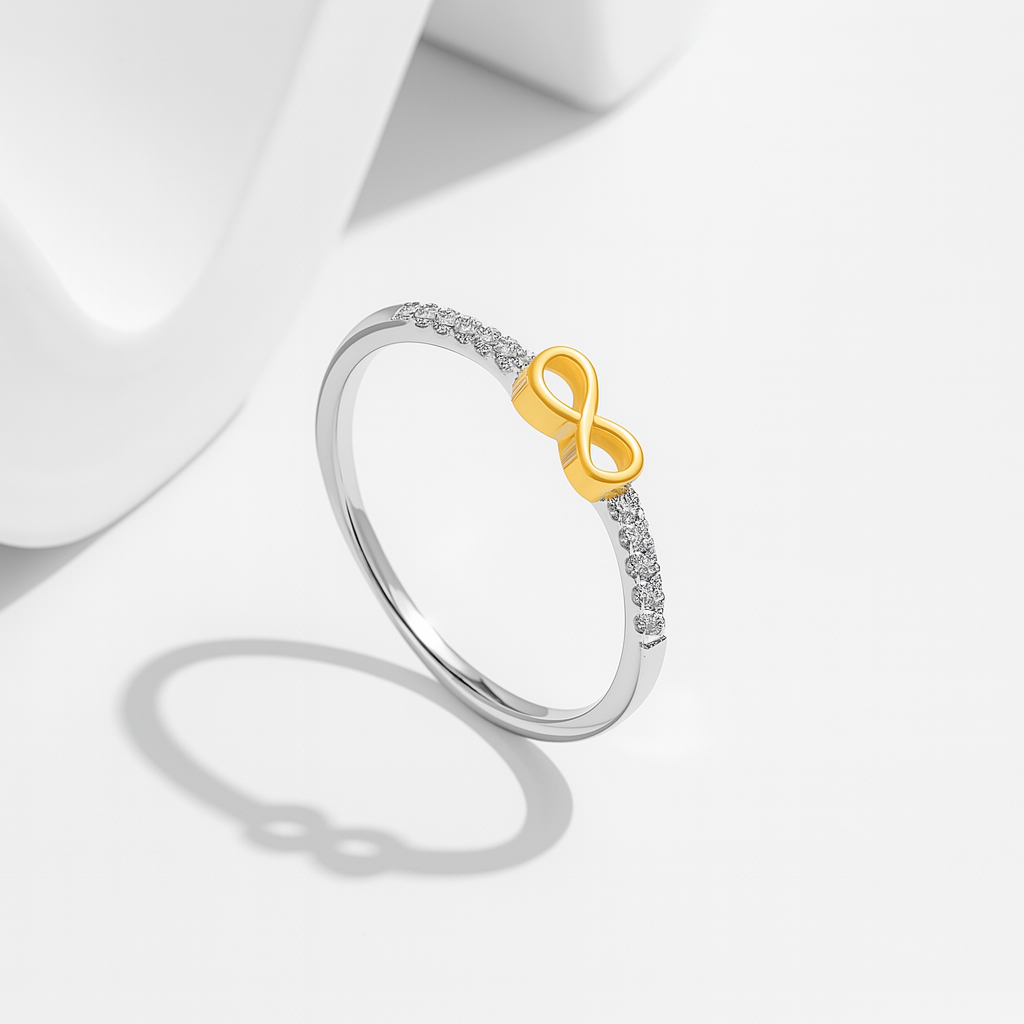 Anillo con símbolo de amor infinito