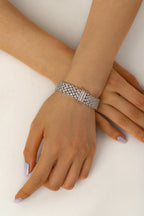 Pulsera de tenis vintage brillante de plata de ley 925 con circonitas de 3 mm de grado 5A. Brillo atemporal en un diseño clásico de tenis.